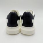 Guess-Salerno - Image 2