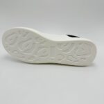 Guess-Salerno - Image 3