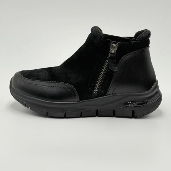 Skechers-Arch Fit Smooth