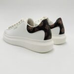 Guess- Salerno - Image 3