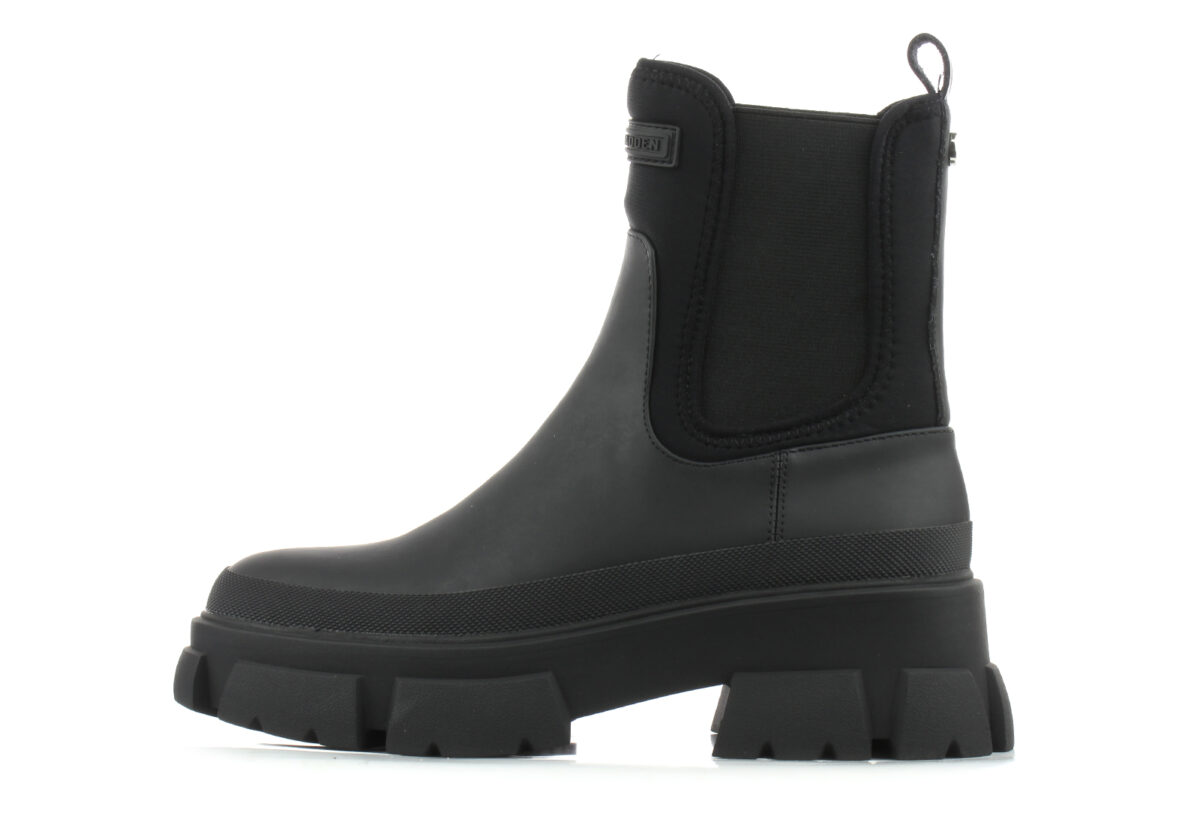 Steve Madden - Triumphal - Image 1