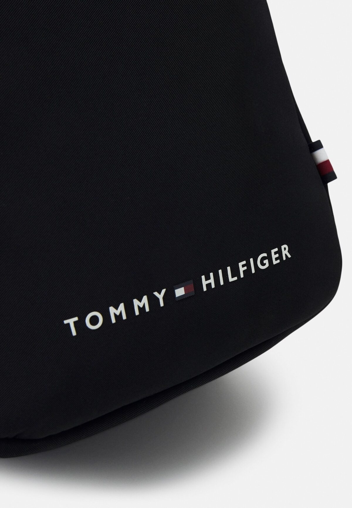 Tommy Hilfiger-Cross Body Bag - Image 2